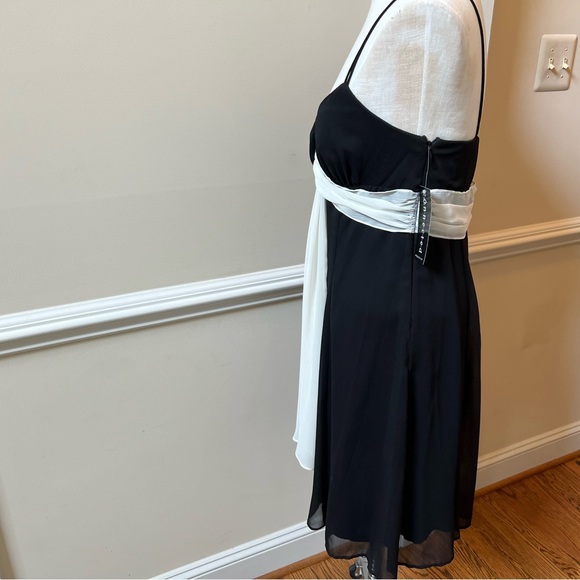 Connected Appeal – Flowing Black Spaghetti Strap After 5 Dress w/Off White Waist - Picture 3 of 15